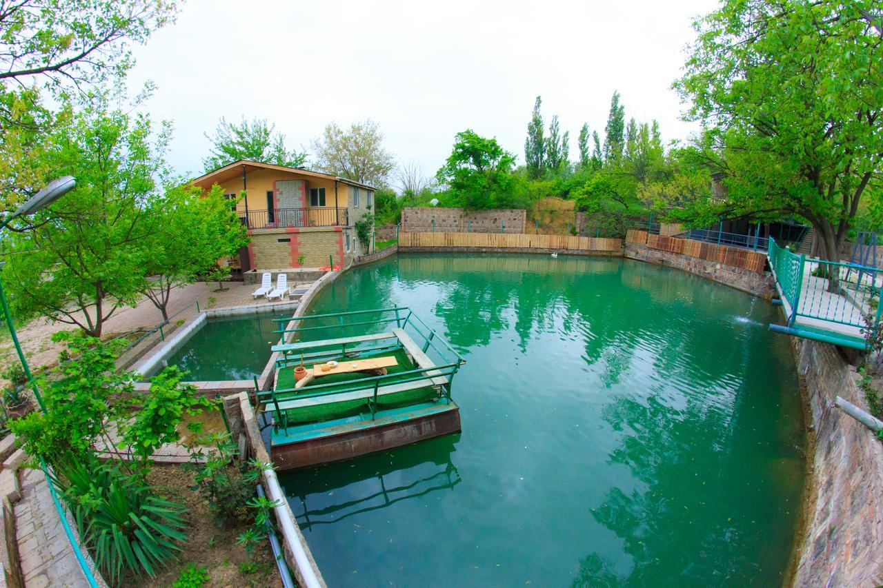 Amiran'S Lake Hotel Tbilisi Exterior photo