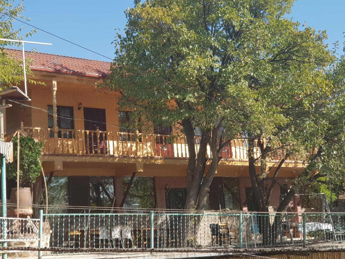 Amiran'S Lake Hotel Tbilisi Exterior photo